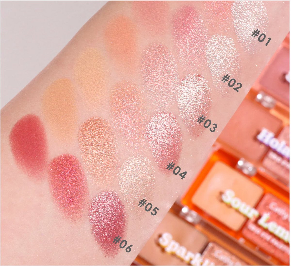 CATHY DOLL - CHEERS AROUND TRIO EYE PALETTE- 3 in 1